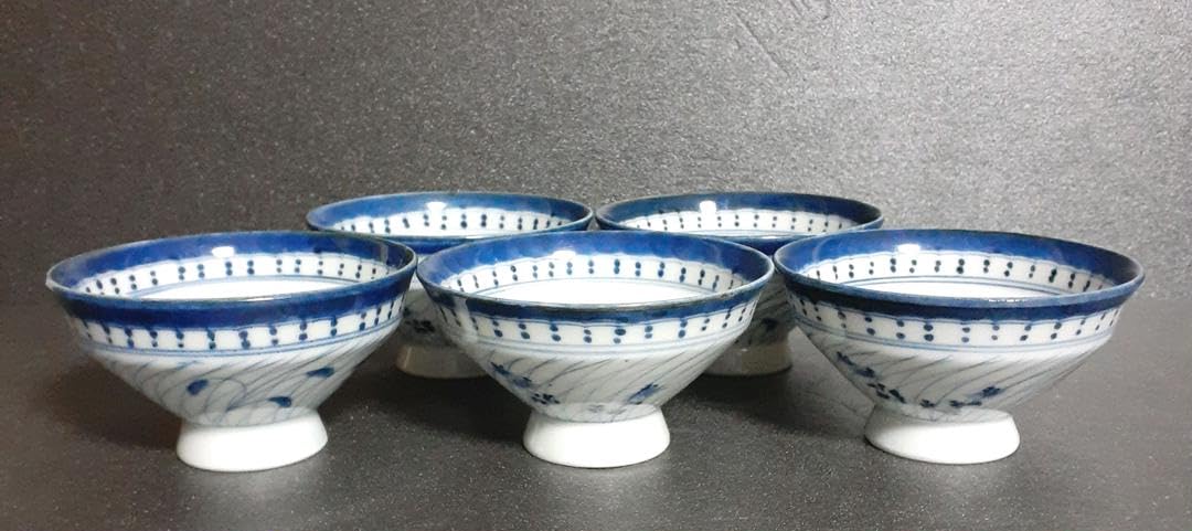 江戸時代中期頃古伊万里染付草花図 小鉢向付茶碗2客径11.9cm